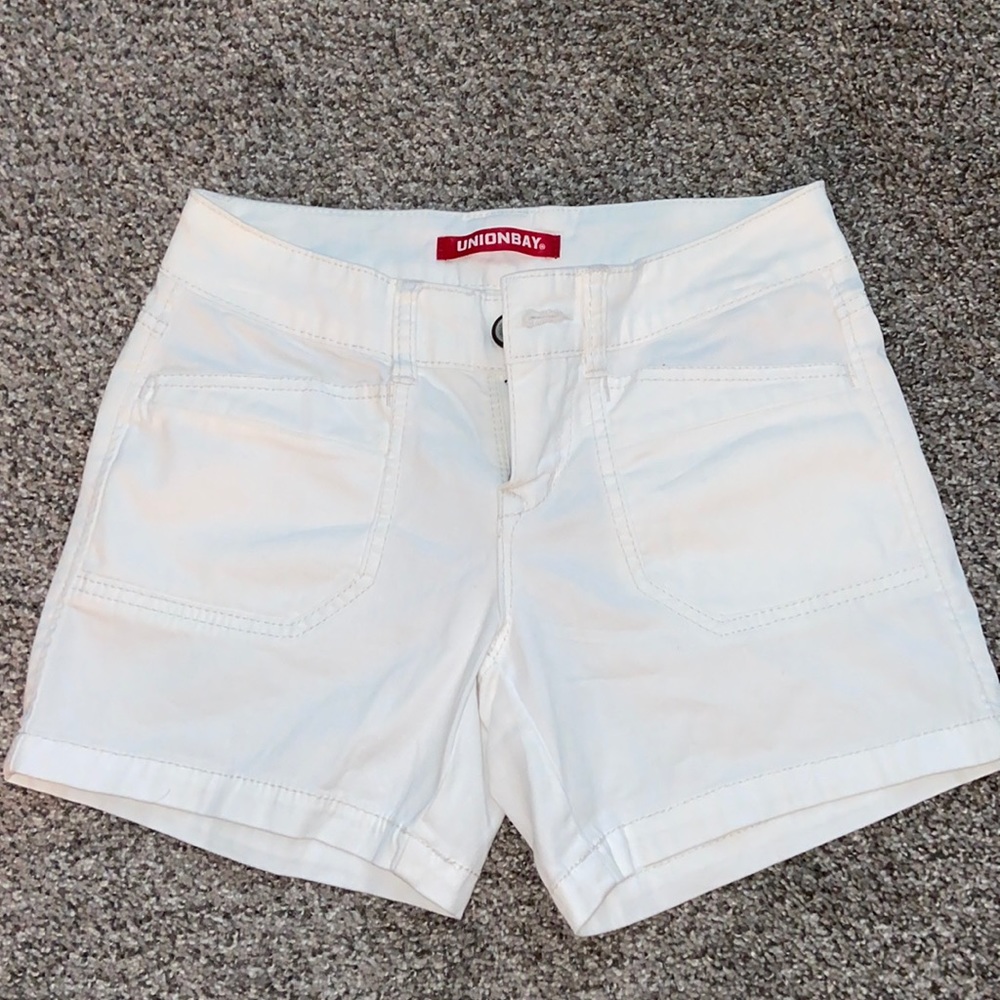 UNIONBAY Size 0 White Jean Shorts